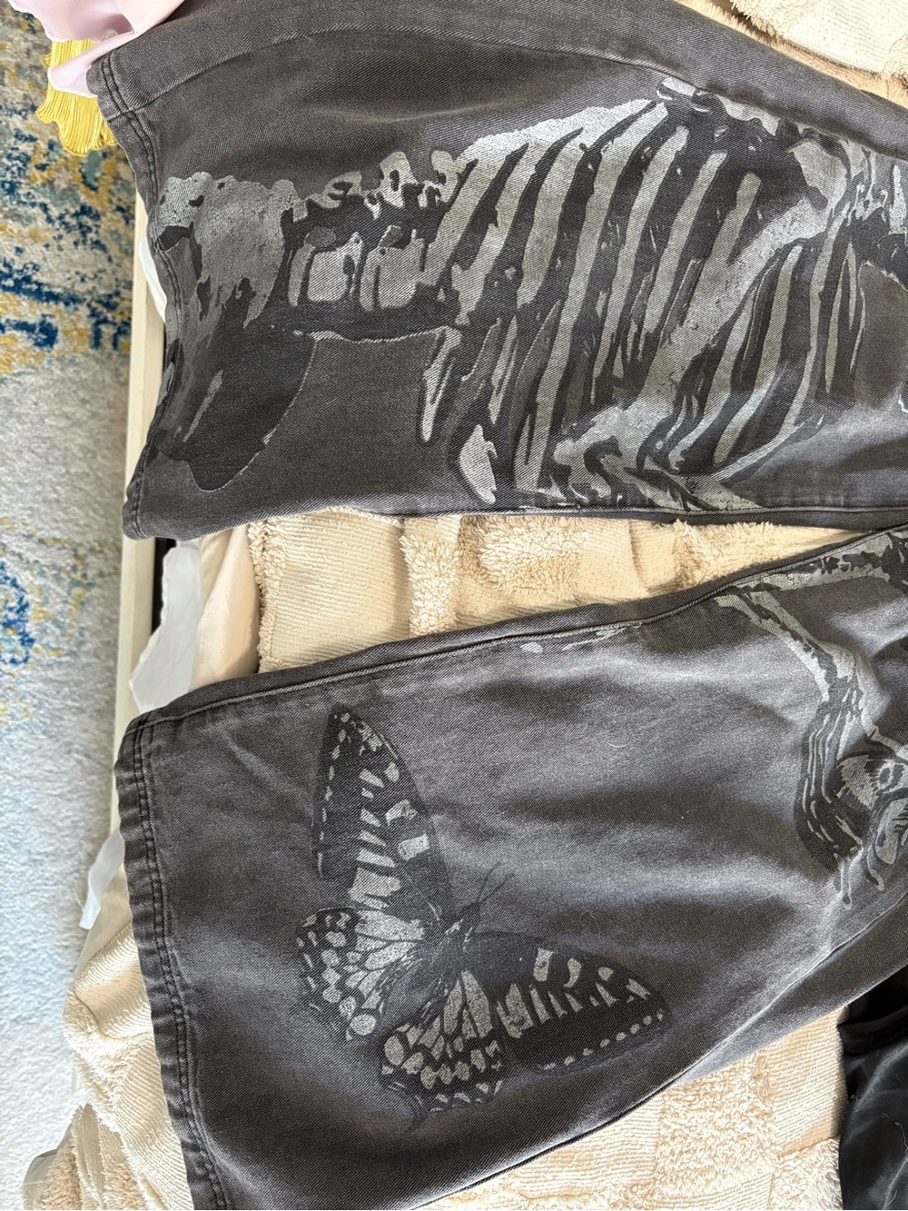 Grunge baggy jeans